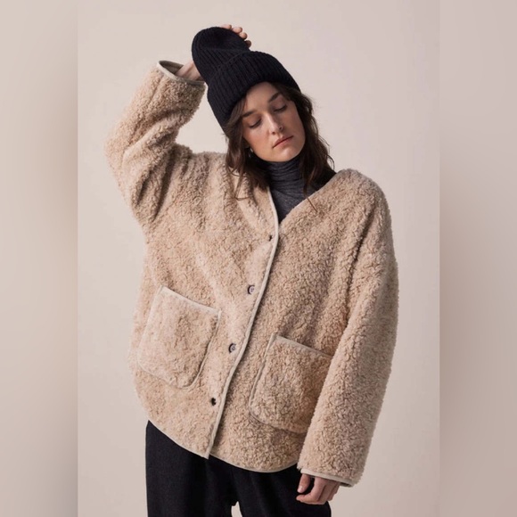 Amente Wool blend Sherpa Coat - Picture 1 of 7